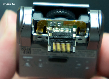Sony NEX閃光燈HVL-F7S的接腳