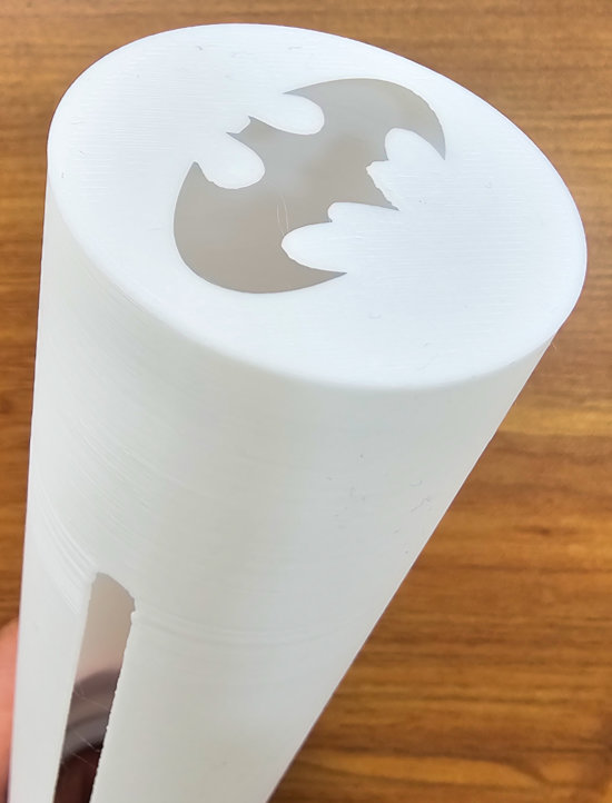 燈罩的蝙蝠俠標示