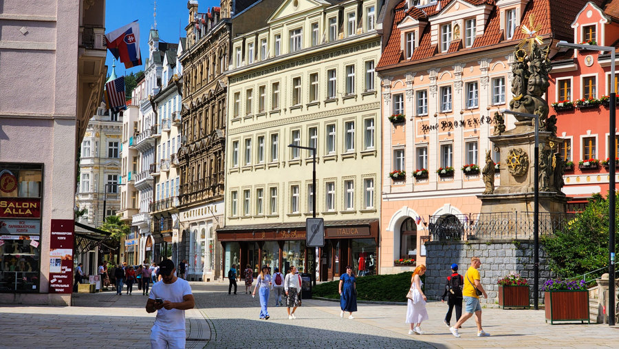 卡羅維瓦利溫泉小鎮