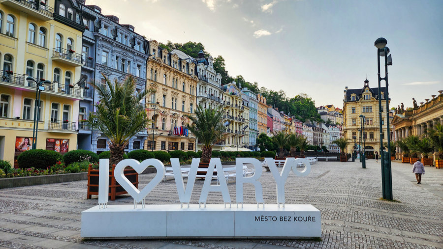 卡羅維瓦利溫泉小鎮