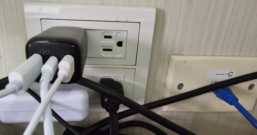 多孔USB電源供應器